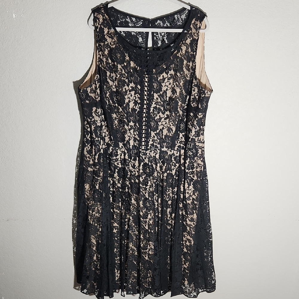 Lane Bryant 28W Sleeveless Black Lace Overlay Dress Nude Lining Back Keyhole
